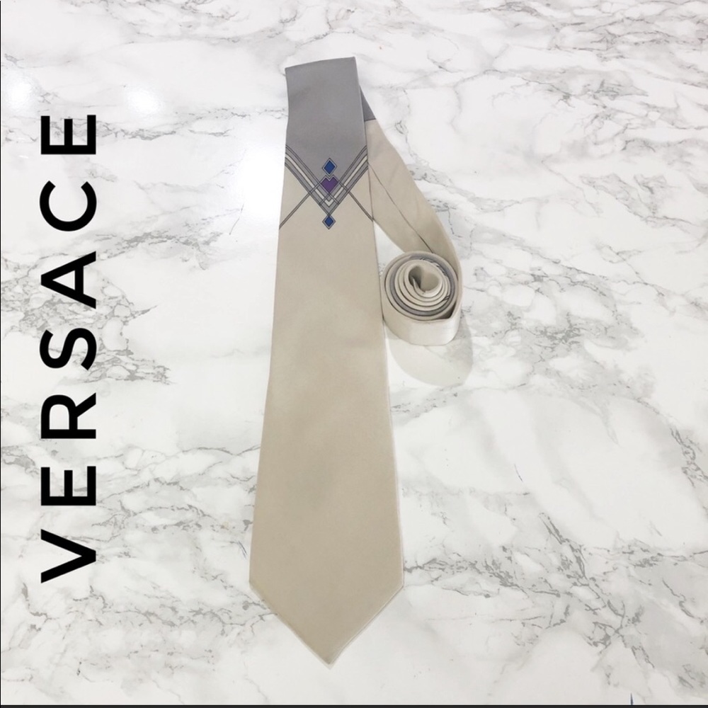 Versace Grey Ivory Purple Heart Geometric Silk Tie